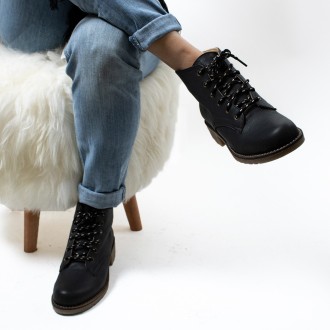 Women’s leather ankle boots |El Boyero