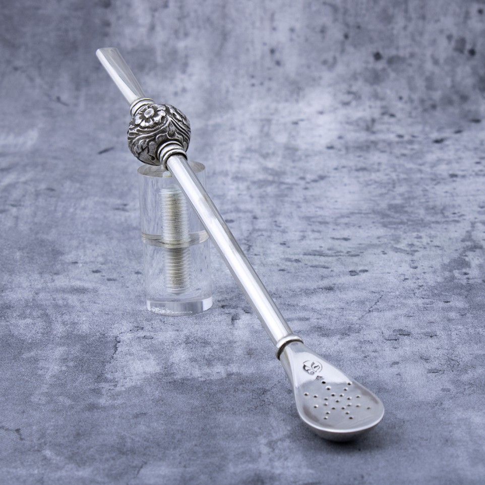Sterling silver mate straw with flowers design |El Boyero
