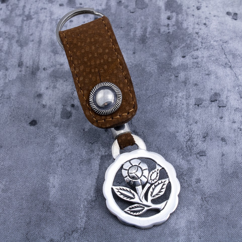 Thistle flower fretwork big keychain |El Boyero