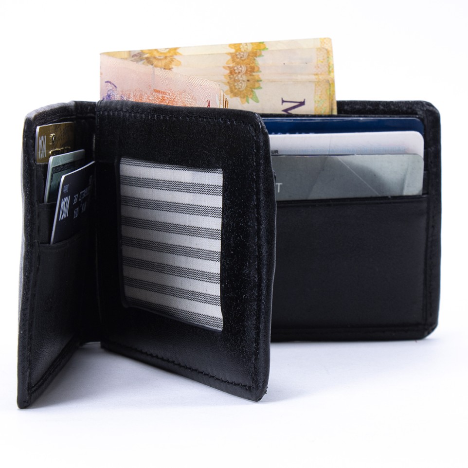 Leather threefold wallet and card holder El Boyero