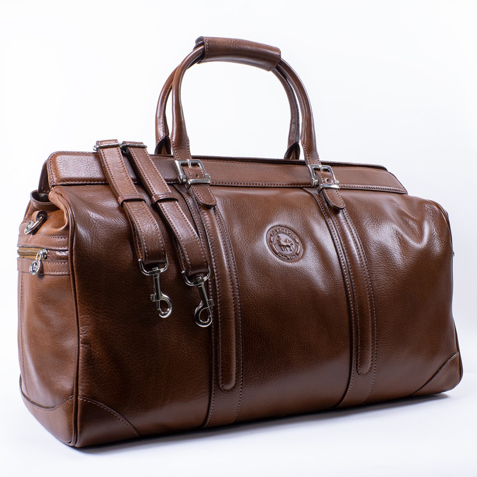 Big leather travel outlet bag