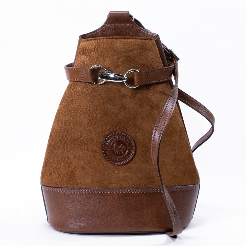 Capybara leather small triangle backpack |El Boyero