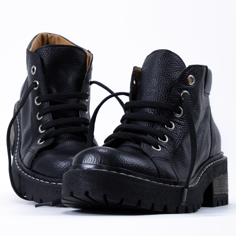 Women's leather laced boots |El Boyero