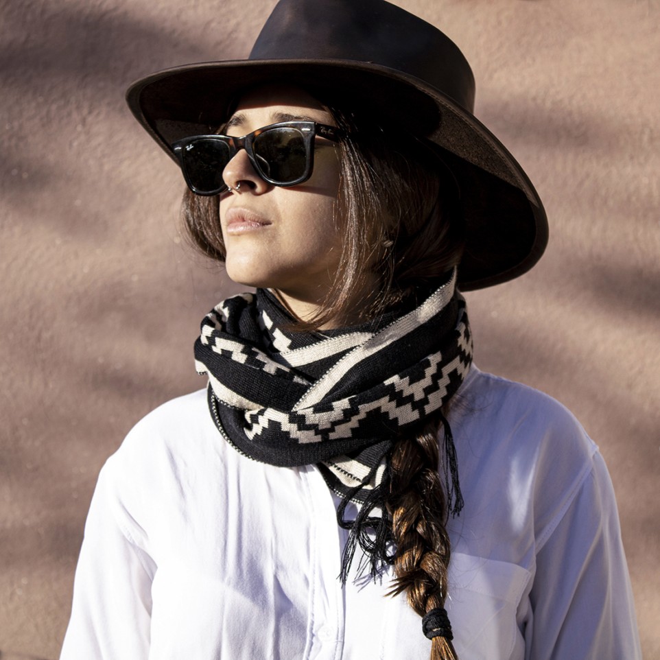 Woolen scarf with Pampa Cross |El Boyero