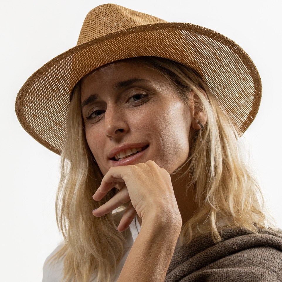 Raffia hat with leather strap |El Boyero