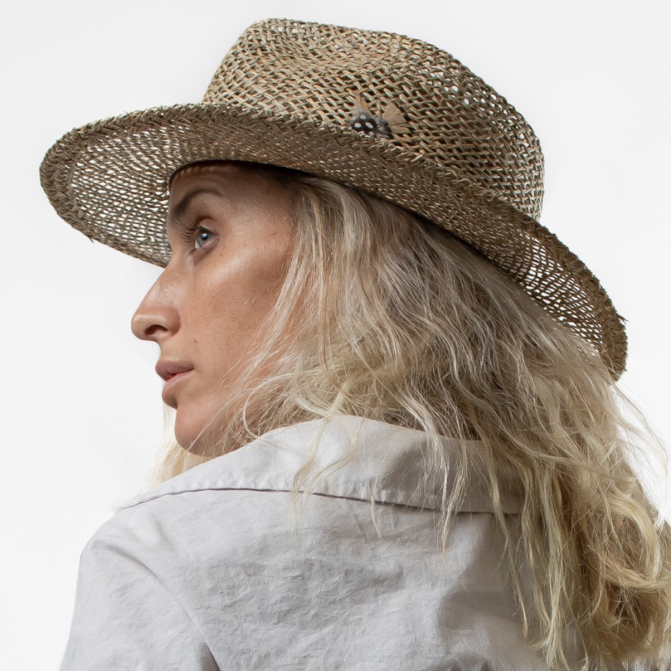 Raffia hat with leather strap|El Boyero