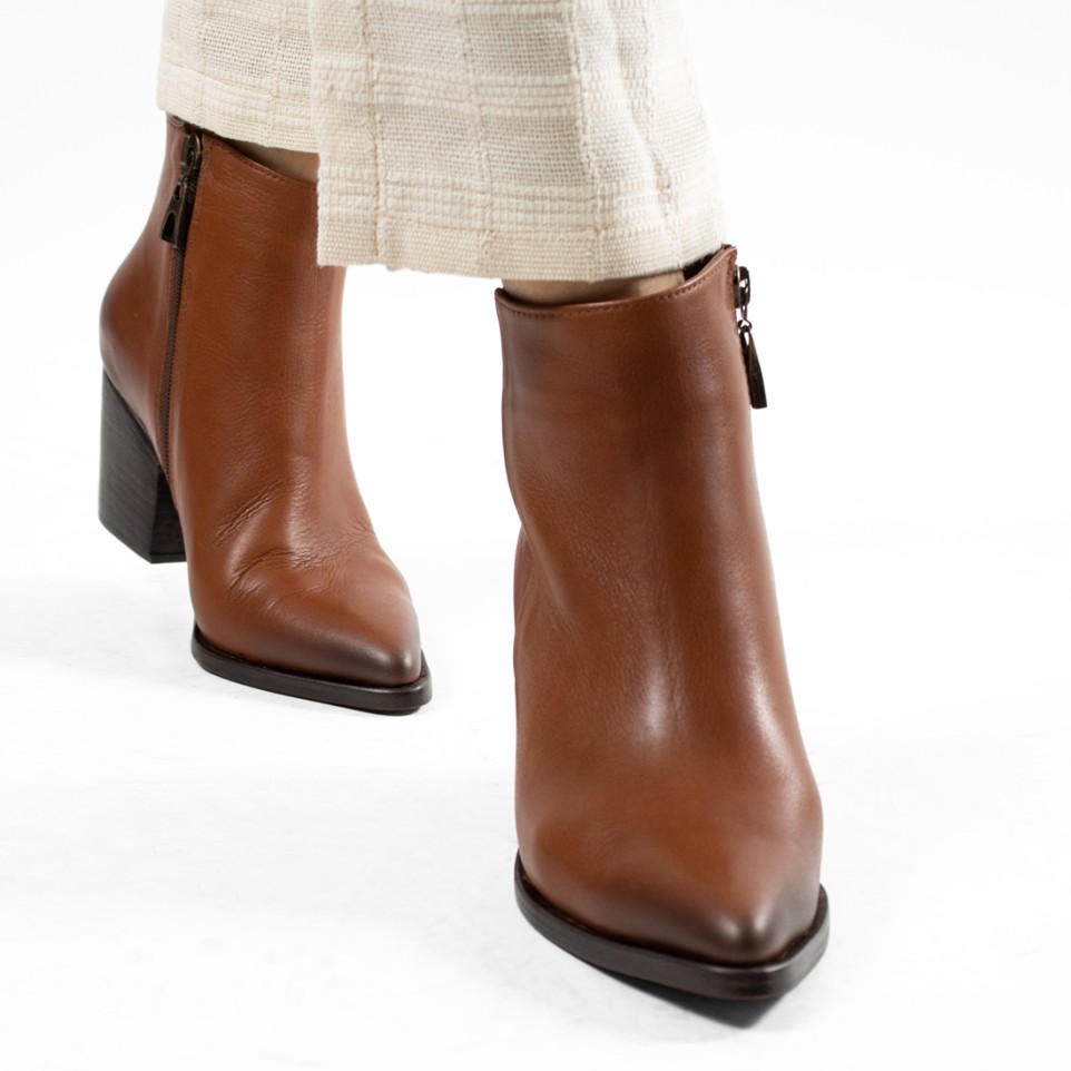 Leather ankle boots |El Boyero