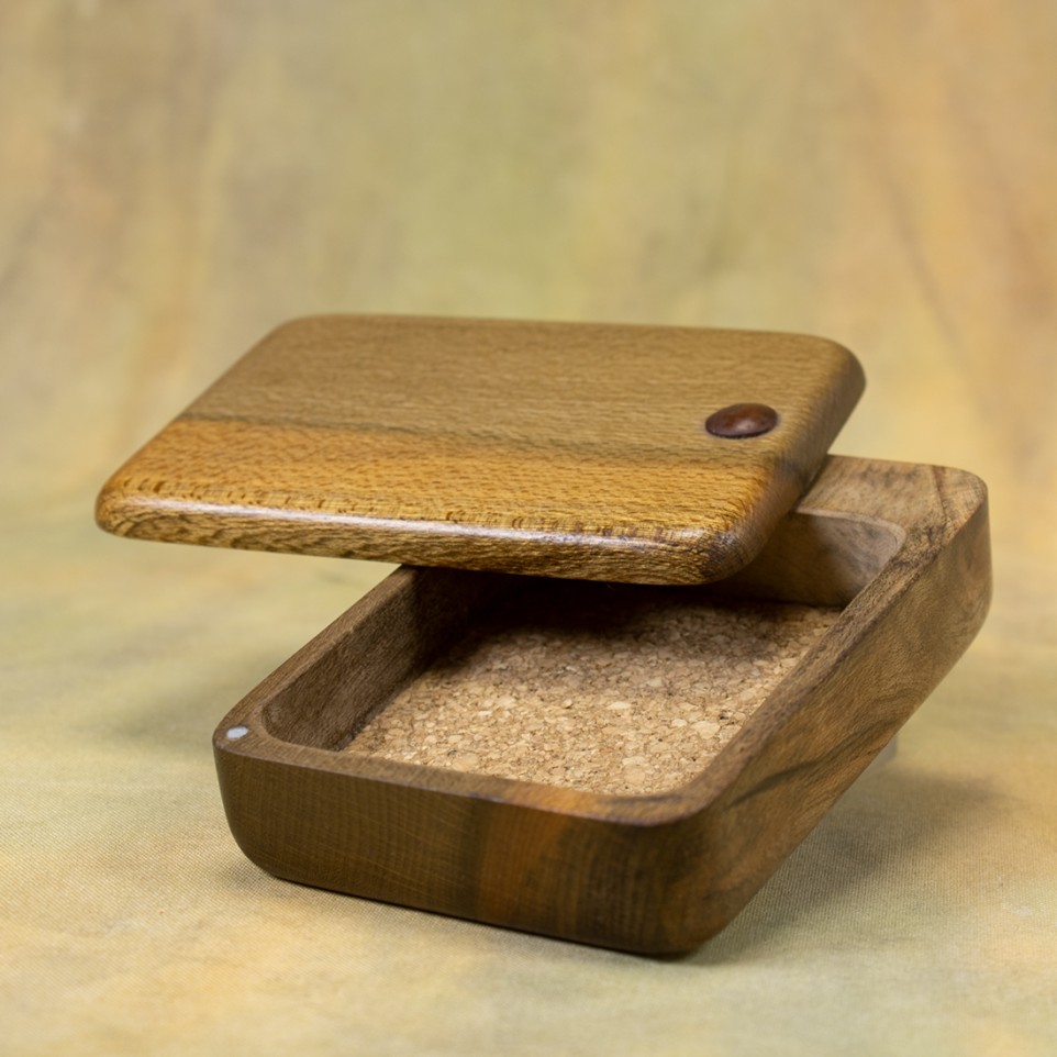 Handcrafted wooden fly box |El Boyero