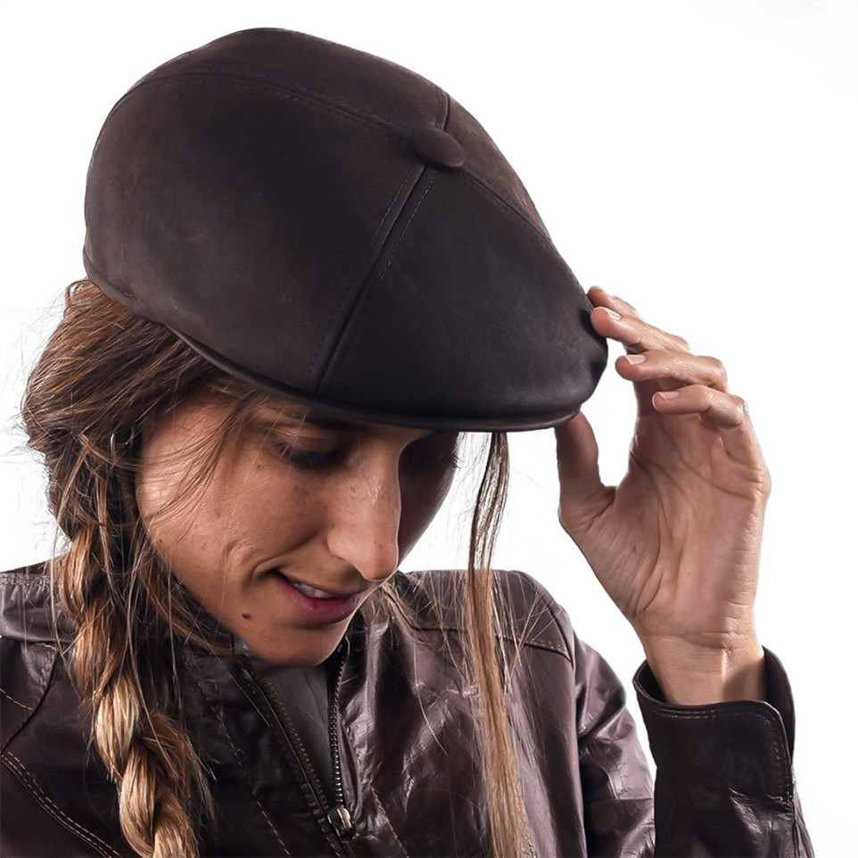 Waxed cow leather beret |El Boyero