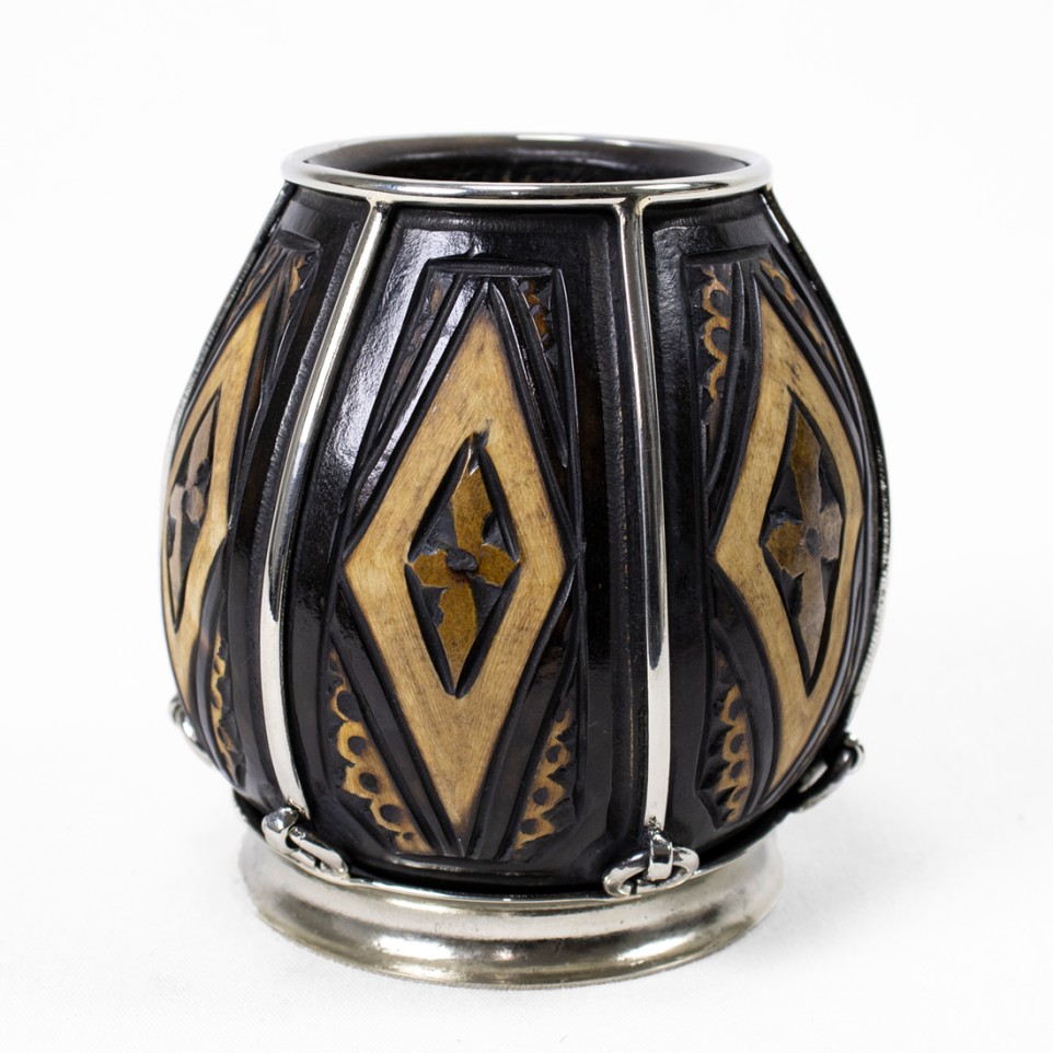 Hand carved gourd and nickel silver Mate cup |El Boyero