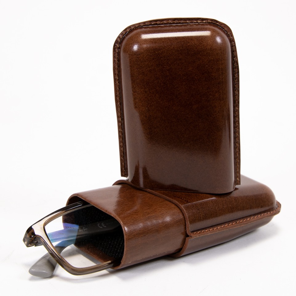 Glasses or Habanos leather case |El Boyero