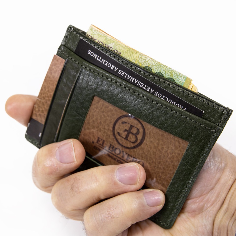 Leather card holder with ID window |El Boyero