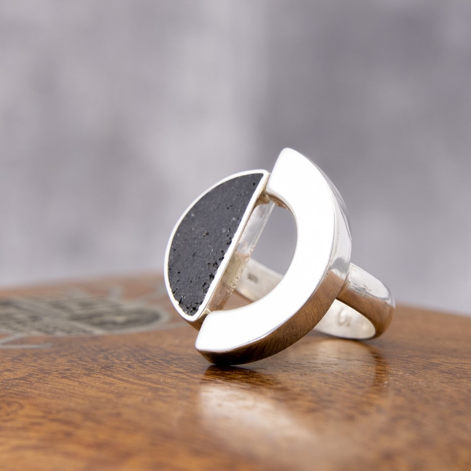 Half moon sterling silver ring |El Boyero