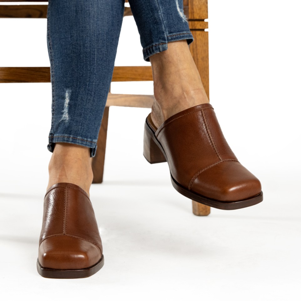 Women's leather clog |El Boyero