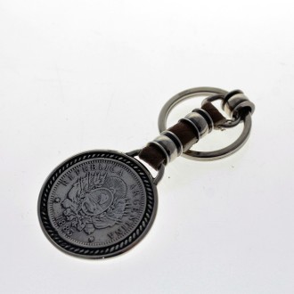 Patacon raw leather keychain